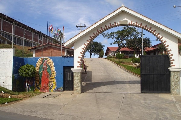 Kinderpatenschaft bei NPH in Guatemala - Unser Kinderdorf